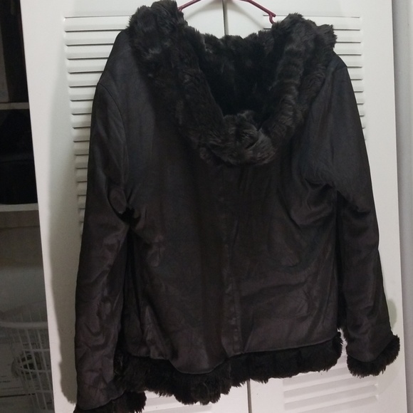 Jacket - Picture 5 of 5